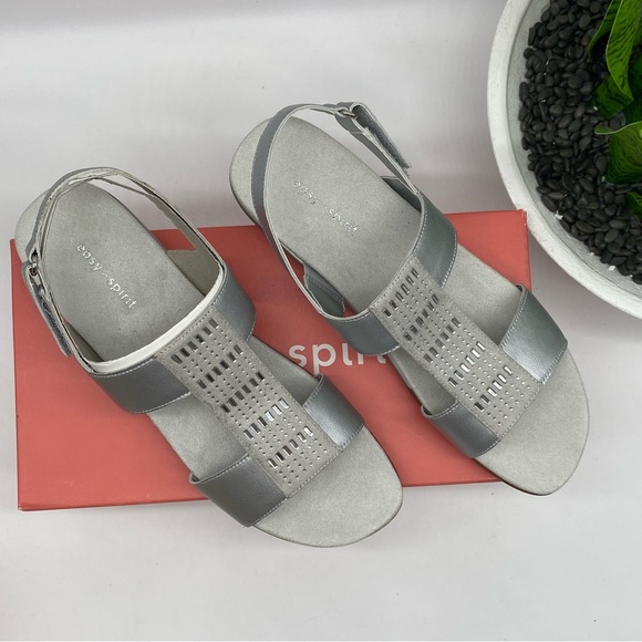 EASY SPIRIT Women's Hazel Open Toe Slingback Casual Sandals in silver size 10N - Picture 1 of 7